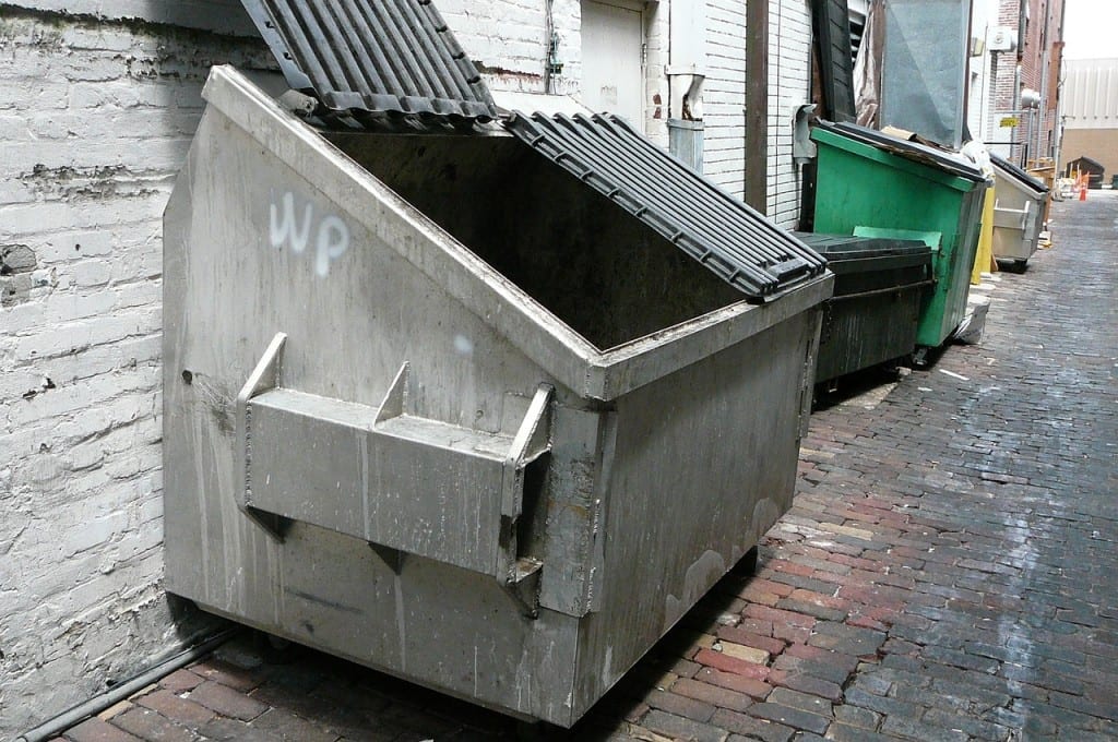 dumpster-1517830_1280